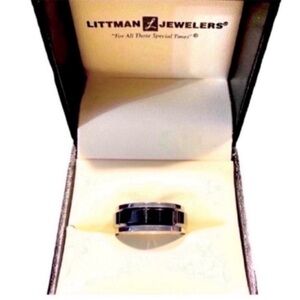 Triton Tungsten Comfort Fit Ring